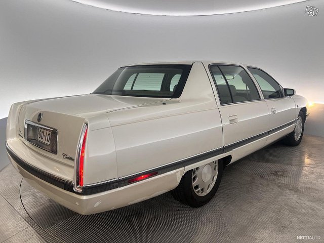 Cadillac De Ville 21