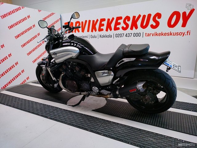 Yamaha V-Max 8