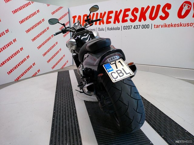 Yamaha V-Max 10