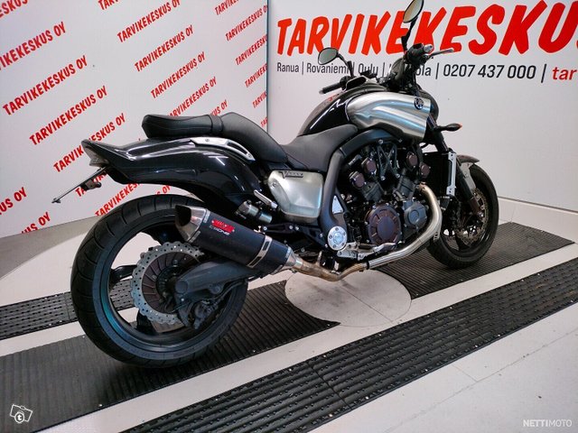 Yamaha V-Max 12