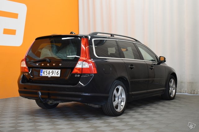 Volvo V70 8