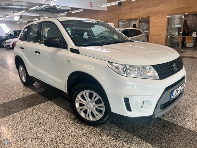 Suzuki Vitara, kuva 1