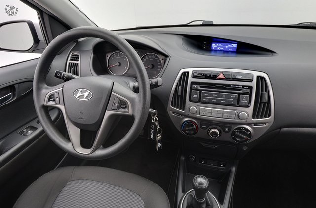 Hyundai I20 9