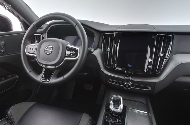 Volvo XC60 9