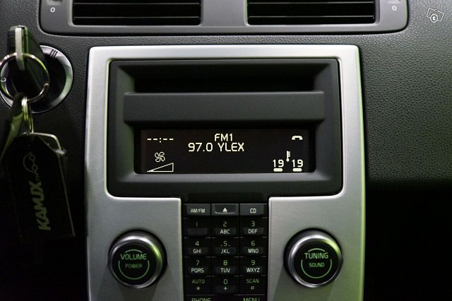 Volvo V50 13