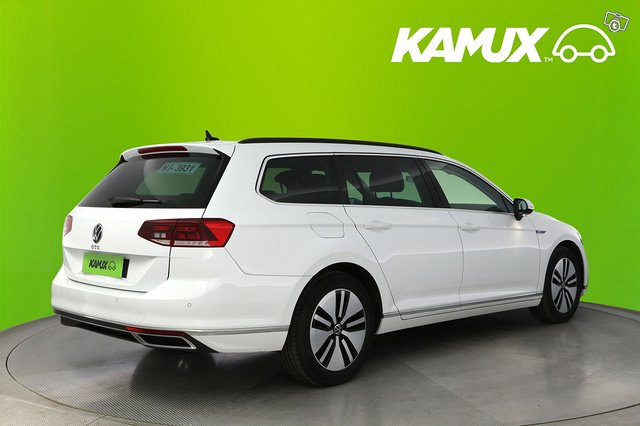 Volkswagen Passat 4