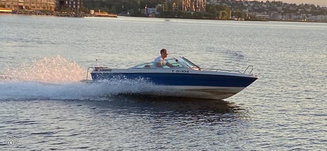 Sea ray 140hp 5