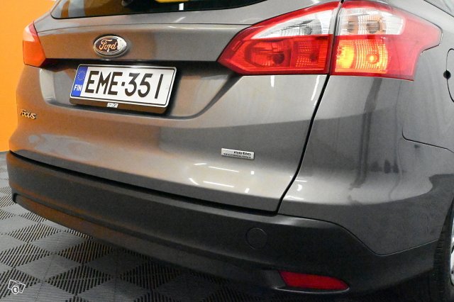 Ford Focus 6