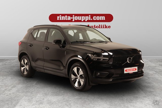 VOLVO XC40 3