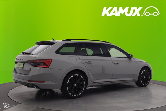 Skoda Superb 2