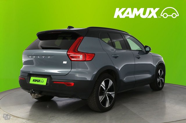 Volvo XC40 4