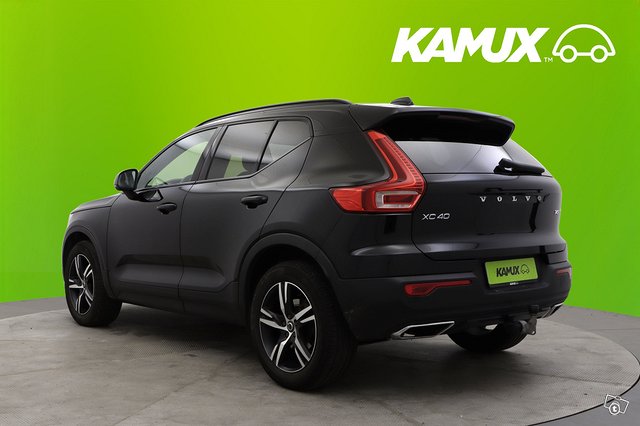 Volvo XC40 5