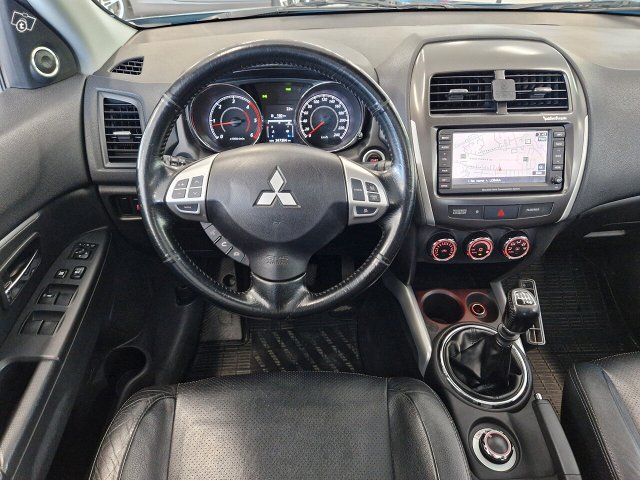 Mitsubishi ASX 8