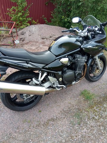 Suzuki Bandit 1200S 2