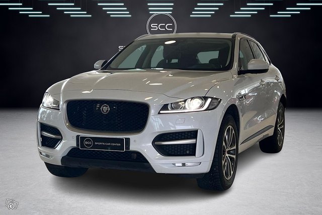 Jaguar F-PACE