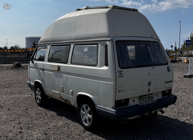 Volkswagen Transporter 1990 retkeilypaku 4