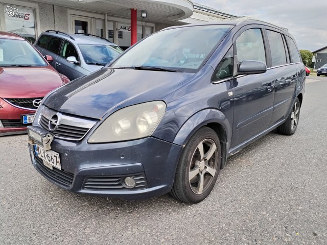 Opel ZAFIRA