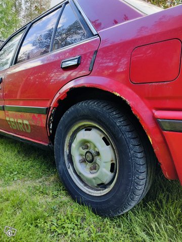 Nissan Bluebird 7