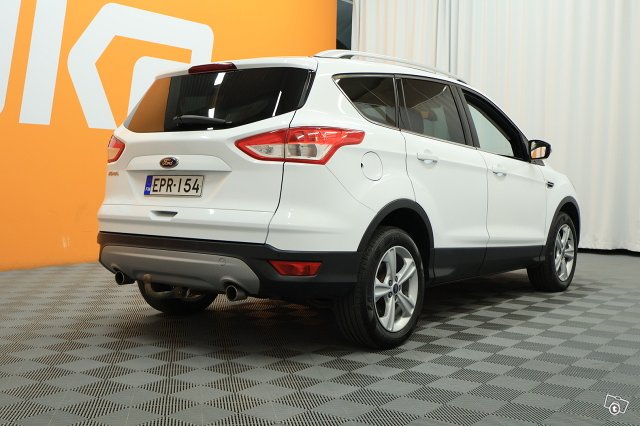 Ford Kuga 7