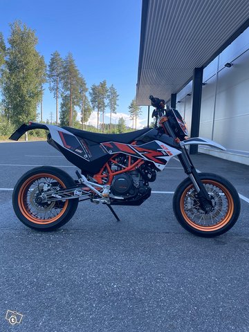 Ktm 690 smc-r, kuva 1