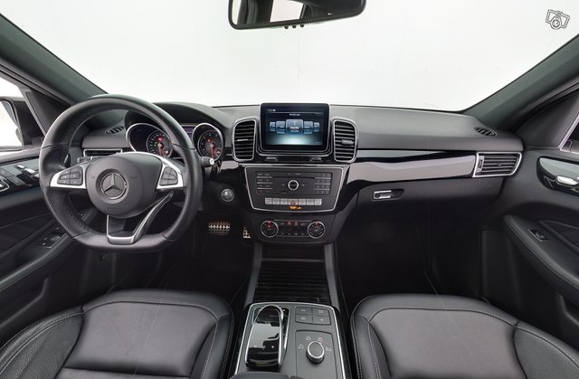 Mercedes-Benz GLE 15