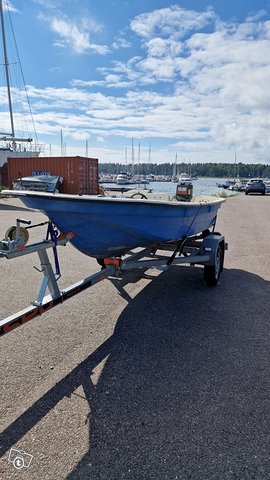 Yamarin 390 ja Mariner 30hv sähköstartilla 11