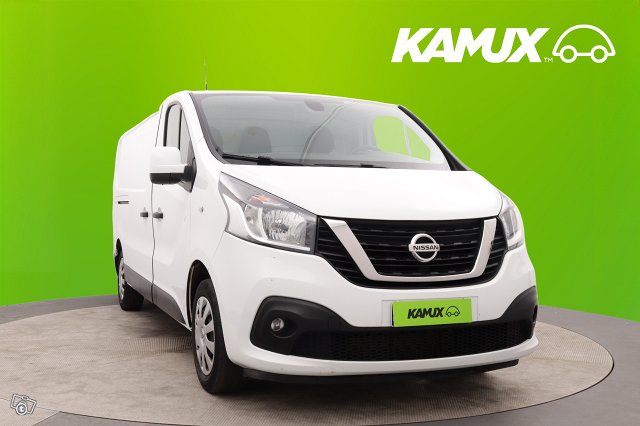 Nissan NV300 8