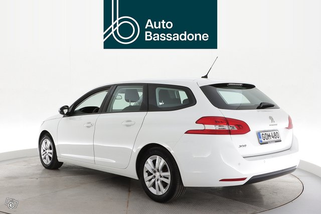 PEUGEOT 308 4