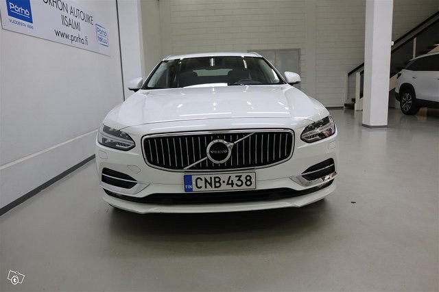 VOLVO V90 3