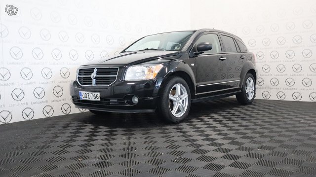 Dodge Caliber 1