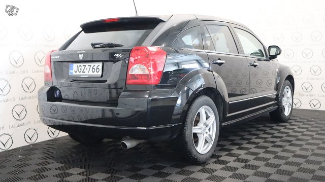 Dodge Caliber 4