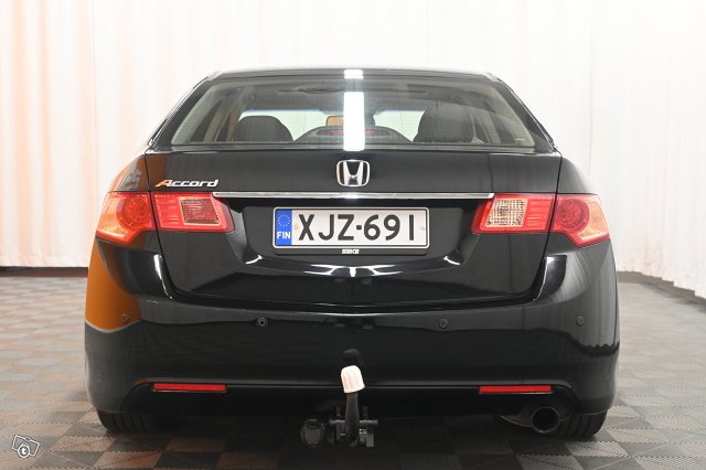 Honda Accord 7