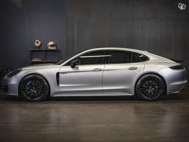 Porsche Panamera 3