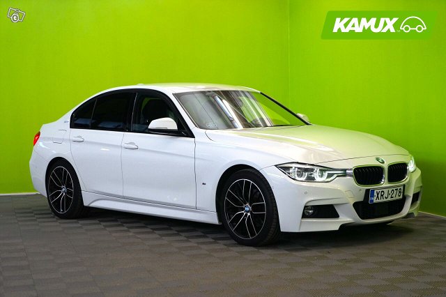 BMW 330e 1