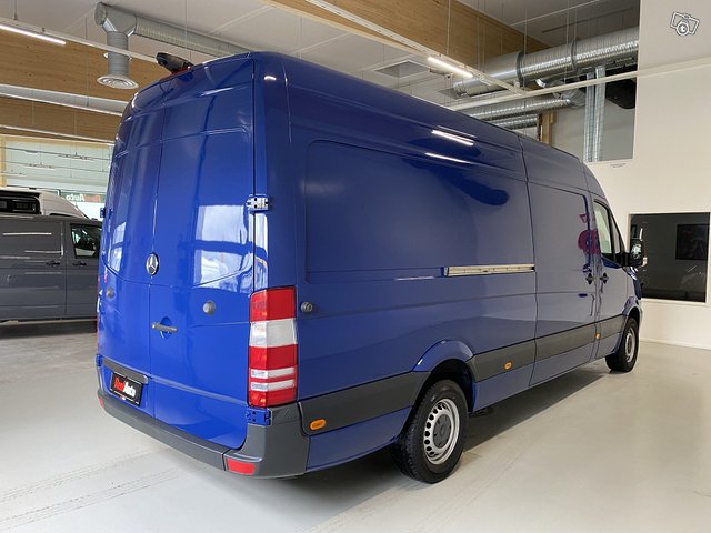 Mercedes-Benz Sprinter 5