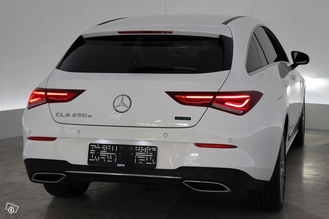 Mercedes-Benz CLA 10