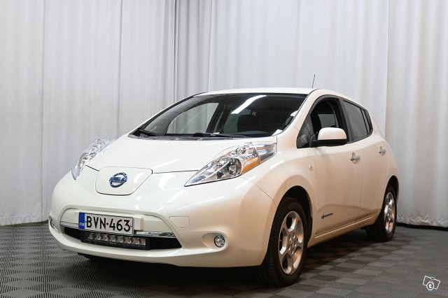 Nissan Leaf 4