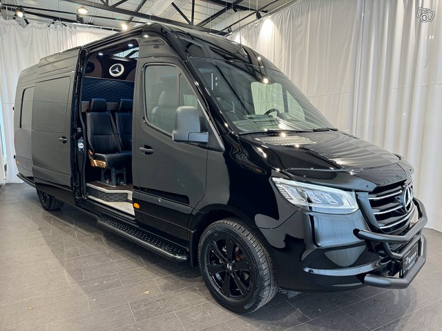 MERCEDES-BENZ SPRINTER 4