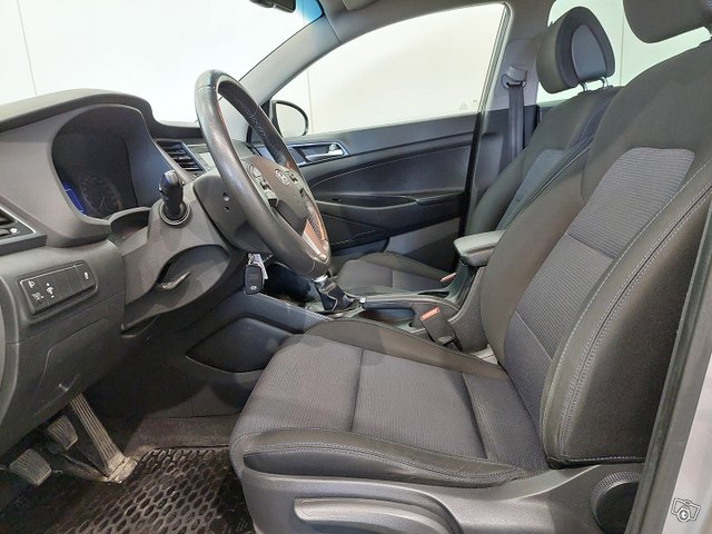 Hyundai Tucson 7