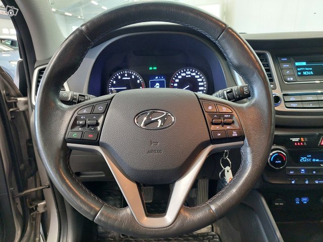 Hyundai Tucson 10