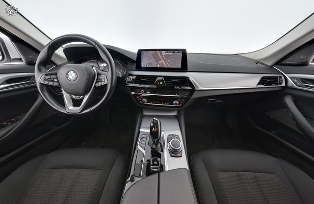 BMW 520 10