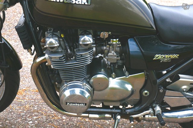 Siisti ja hyvä Kawasaki Zephyr 750 -97 4