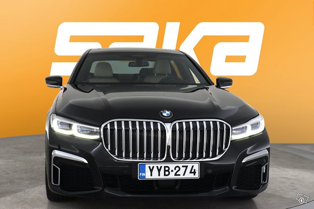 BMW 745 2