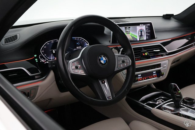 BMW 745 11