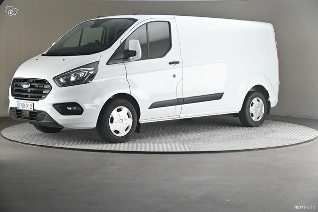 Ford Transit Custom 1