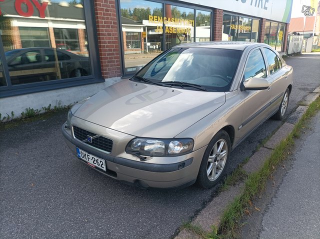 Volvo S60