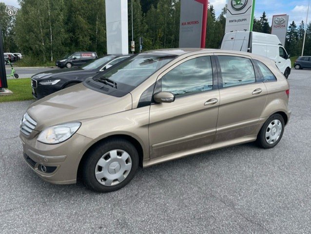 Mercedes-Benz B