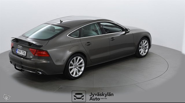 AUDI A7 6