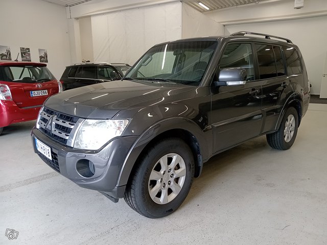 Mitsubishi Pajero 3