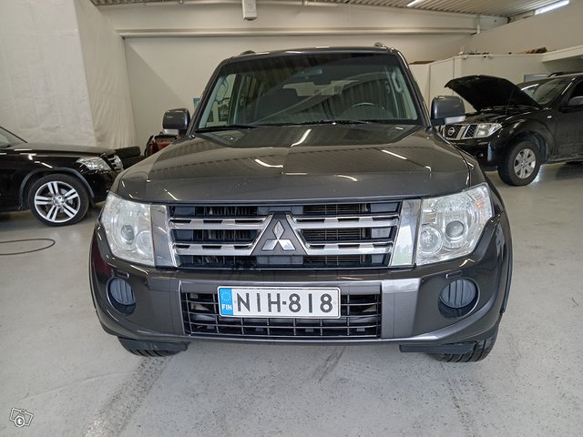 Mitsubishi Pajero 4